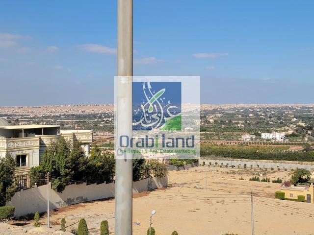 ارض مساحة 2550 متر و الفيلا مساحتها الإجمالية بالمتكرر 1100 متر